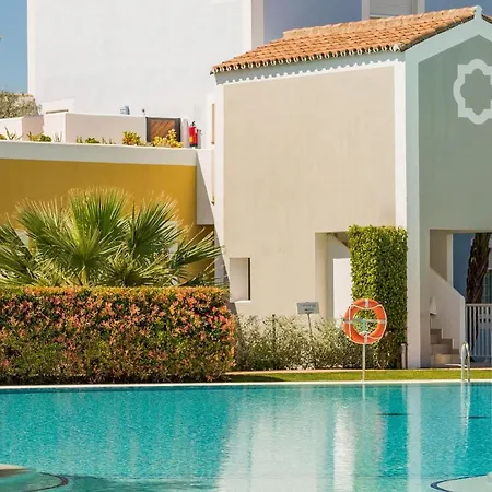 2 Bedroom Beautiful In Apartment