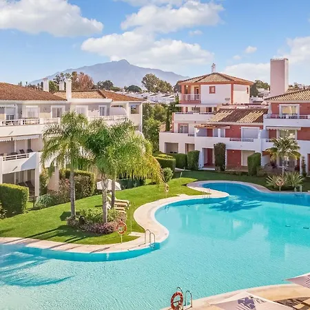 Apartment 2 Bedroom Beautiful In Estepona
