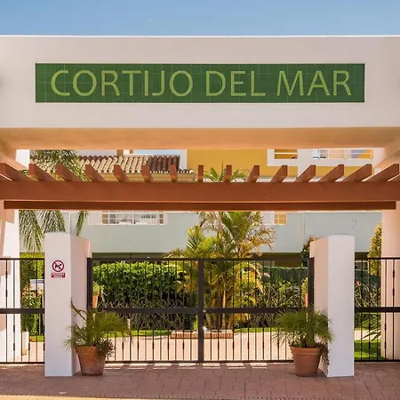 2 Bedroom Beautiful In Apartment *
