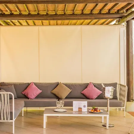 Apartment 2 Bedroom Beautiful In